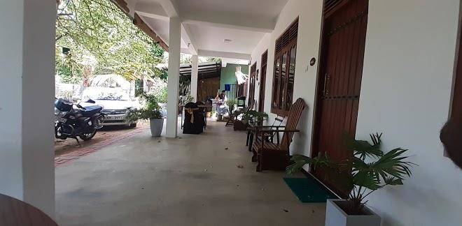 Waterway garden hotel