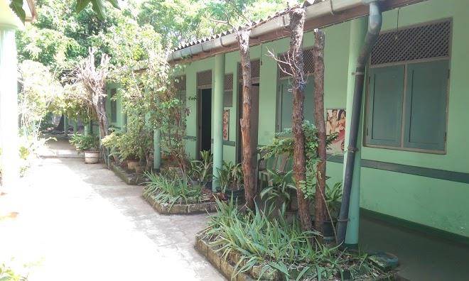 Dammika holiday resort