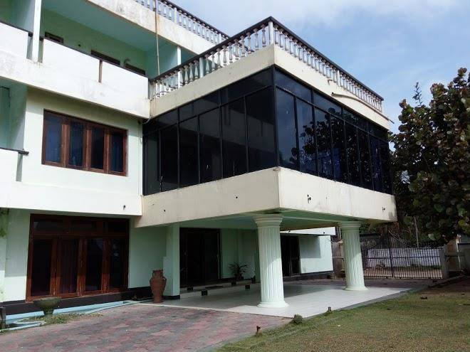 Richron beach hotel