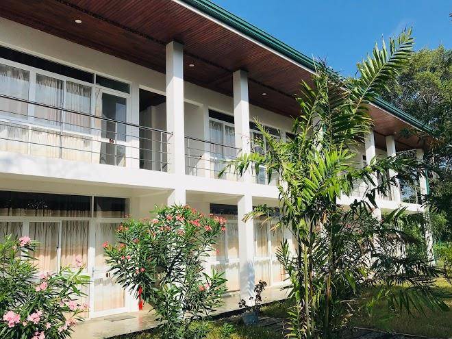 Tabbowa lake resort