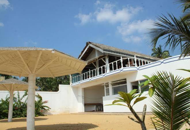 White rose beach resort