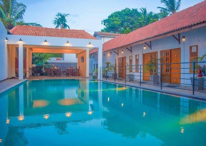Palm leaves hotel
