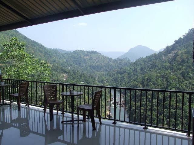 Mountriver hotel