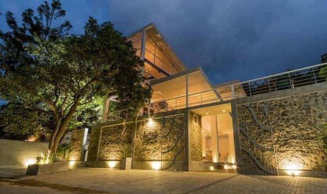 18 faces boutique hotel