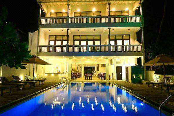 At Ease Beach Hotel Image