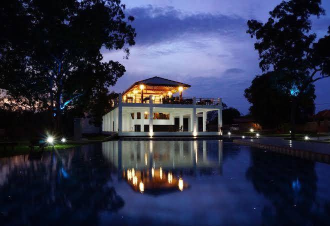 Blue turtle hotel