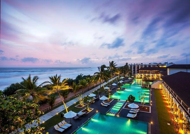 Centara ceysands resort & spa sri lanka