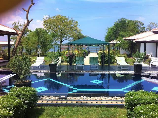 Flower garden lake resort
