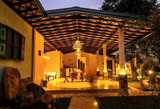 Hotel garcinia leaf
