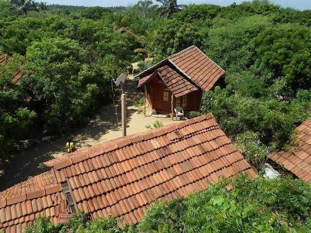 Kirinda beach resort