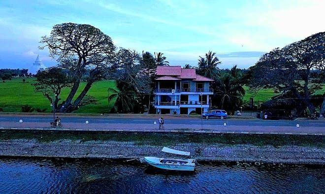 Lake view hotel