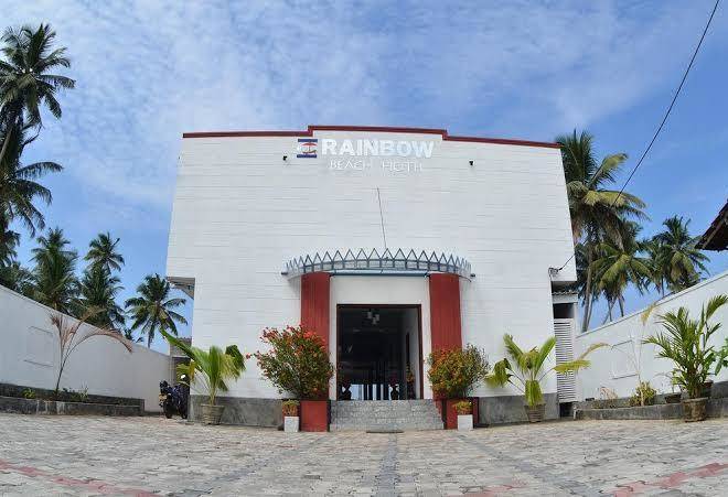 Rainbow beach hotel