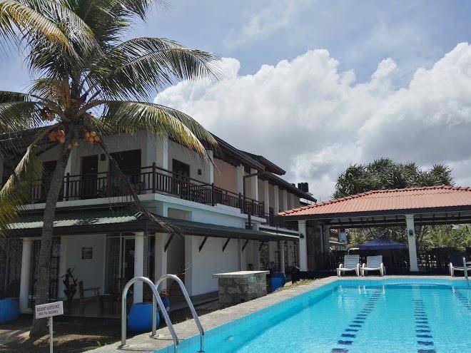 Thirangama beach hotel