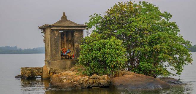 Thotupola river park