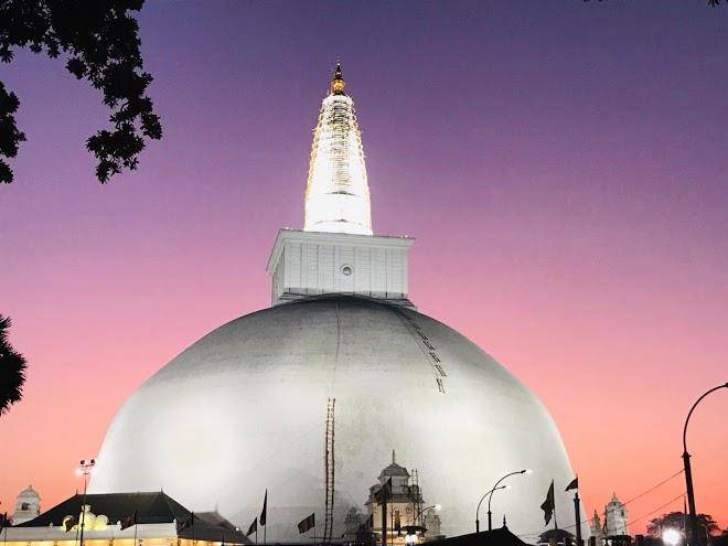 Wavelength Hotel Mirissa Image