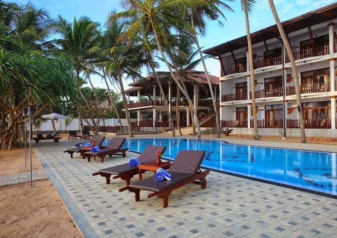 Whispering palms hotel