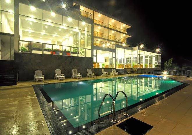 Hotel heaven's edge