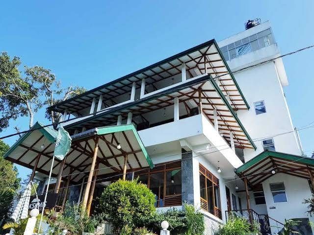 Lakshmis hotel