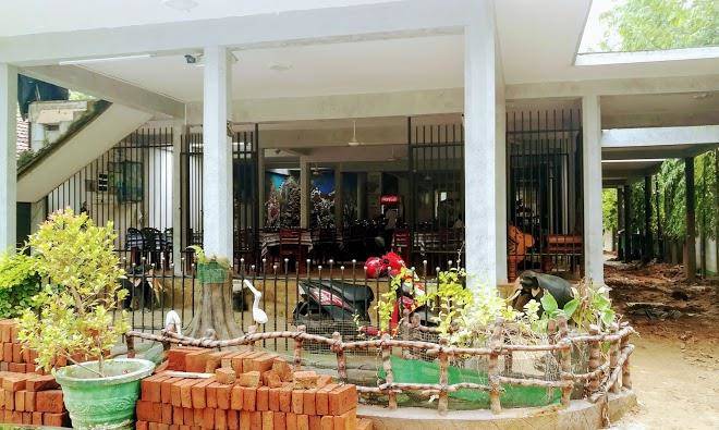 Paradise hotel and restaurant