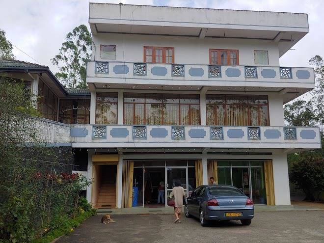 Yoho hotel thushara