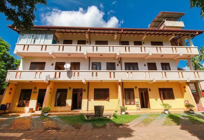 Airport Green View Resort Image