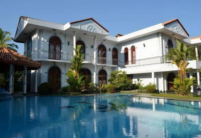 Hotel blue sapphire