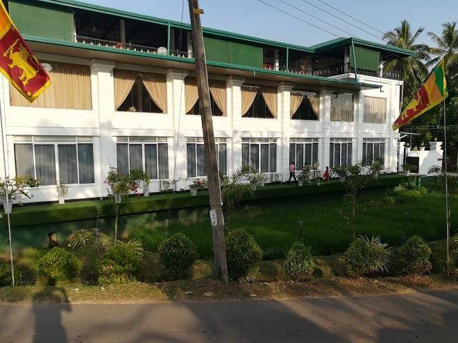 Lotus grand view hotel remuna