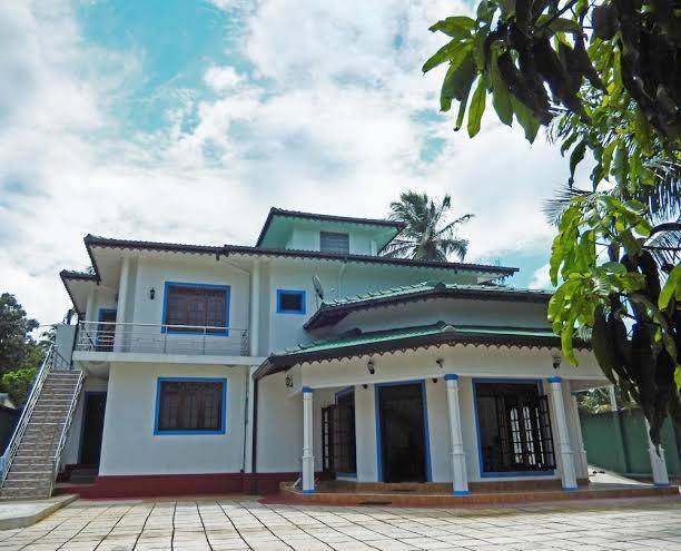 Paradise hotel katunayake
