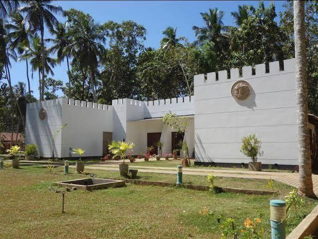 Royal mandira