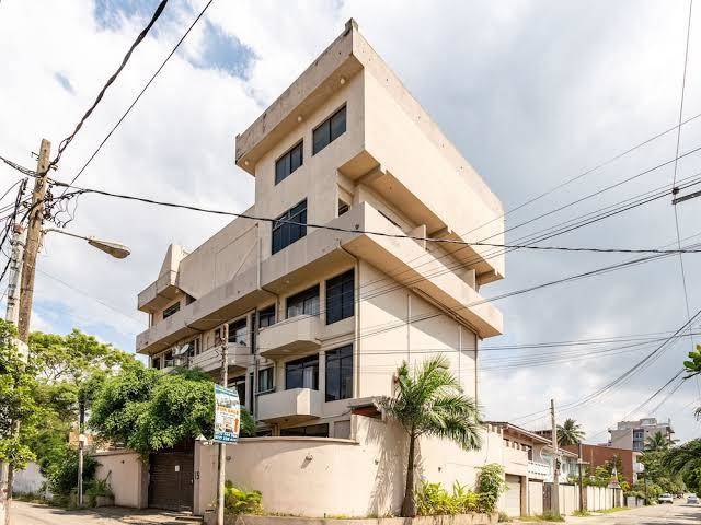 Yoho lavinia loft
