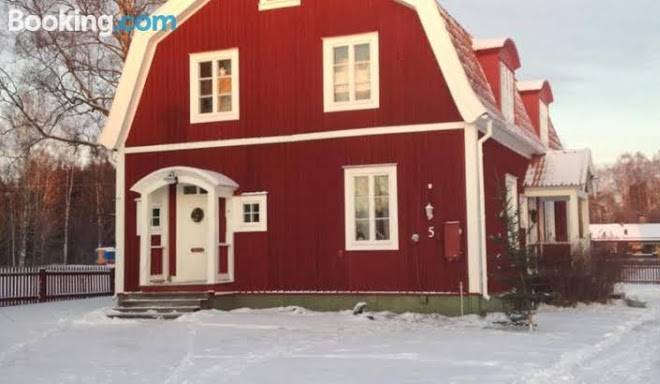 Mora Vandrarhem Och Gasthem Image