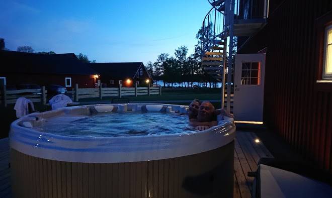 Tiraholms Hotell Image