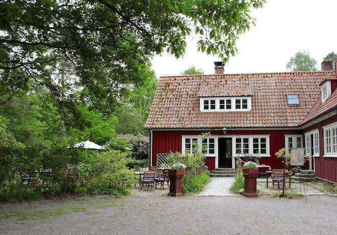 Vallasens vardhus