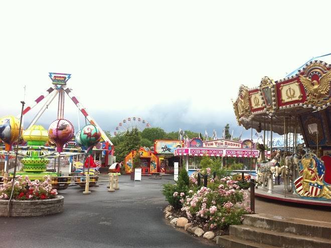 Oland zoo and amusement park