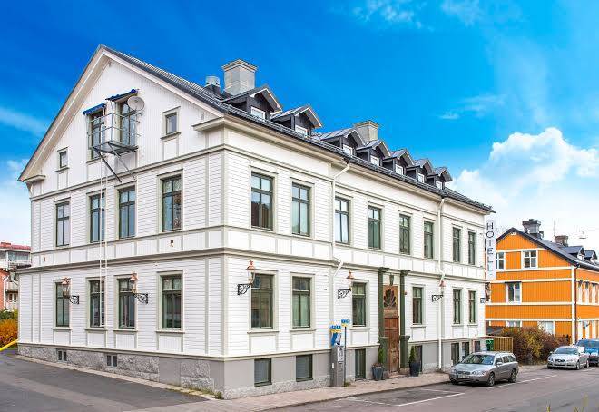 Amber hotel
