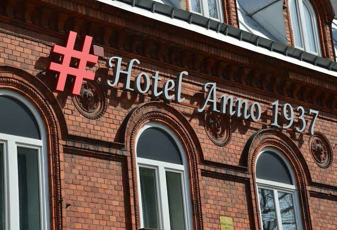 Best western hotel anno 1937