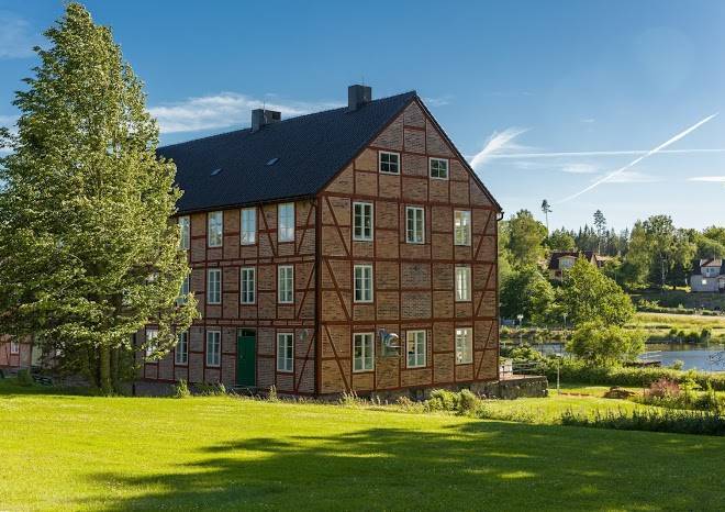 Pappersbruket i ostana