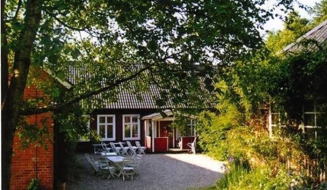Gladan & vrakens vandrarhem b&b