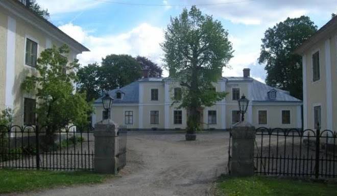 Hogsjo gard