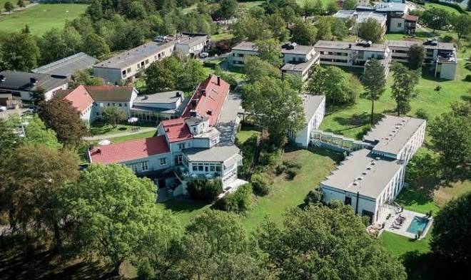 Lovik hotel & conference hotel