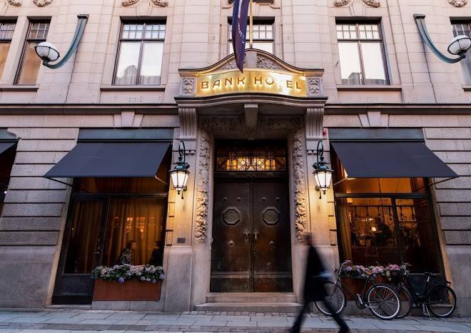 Bank hotel