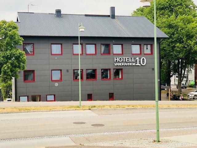 Hotel and vandrarhem 10