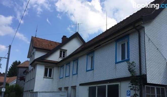 Zimmervermietung trogen