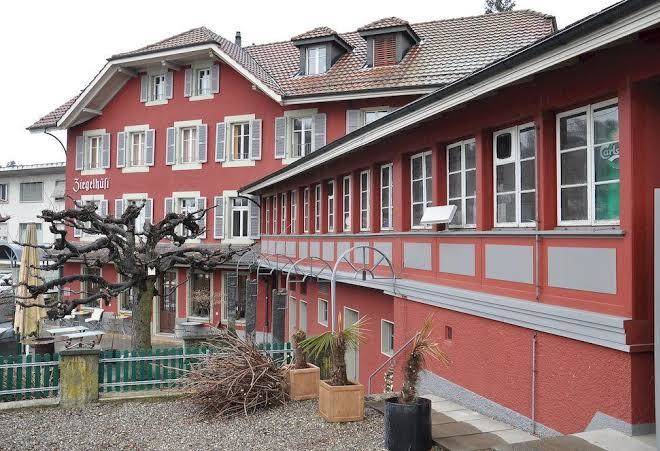 Ziegel Husi Restaurant Und Hotel Image