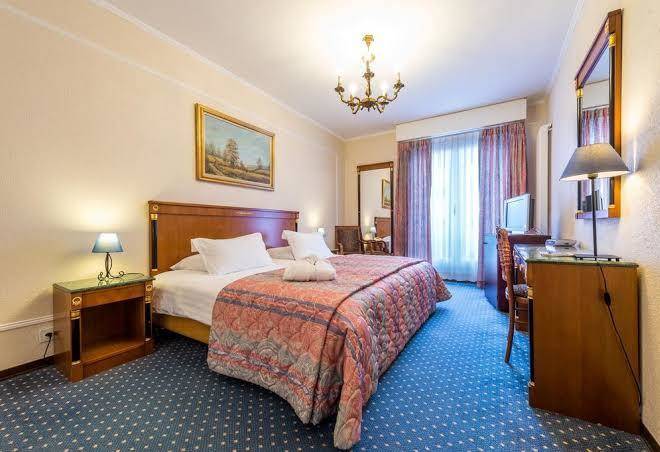Hotel diplomate