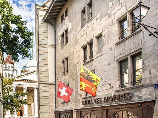 Hotel Les Armures Image