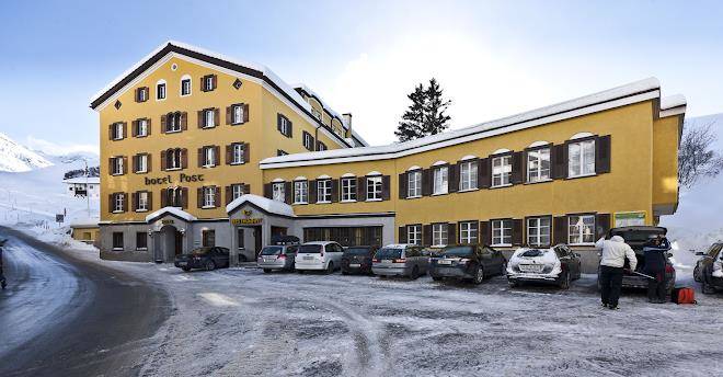 Hotel post bivio