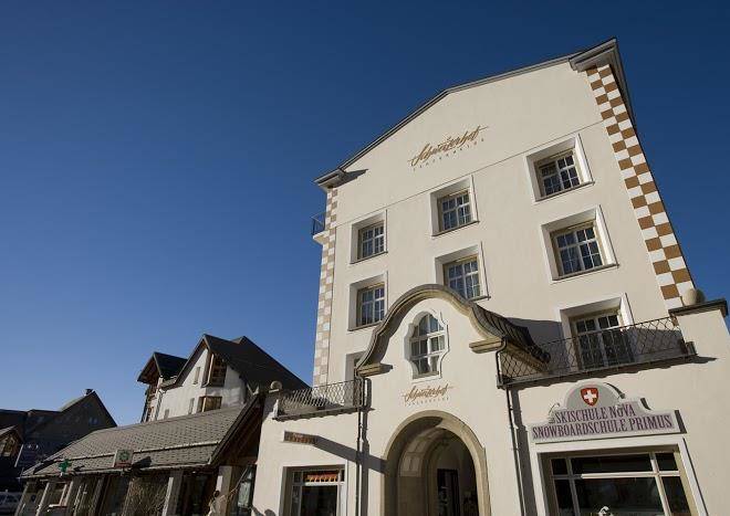 Hotel schweizerhof lenzerheide
