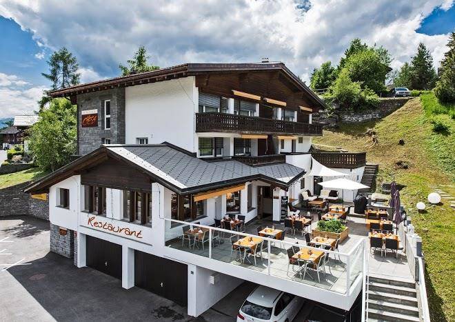 Hotel restaurant chesa