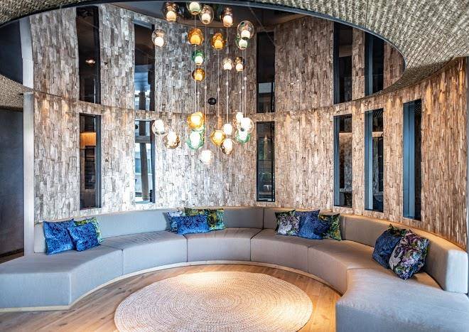 The hide flims hotel